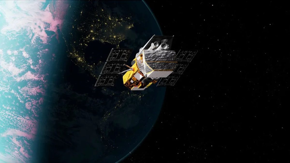 Swift znów poluje na rozbłyski gamma. Orbita spada do 325 km