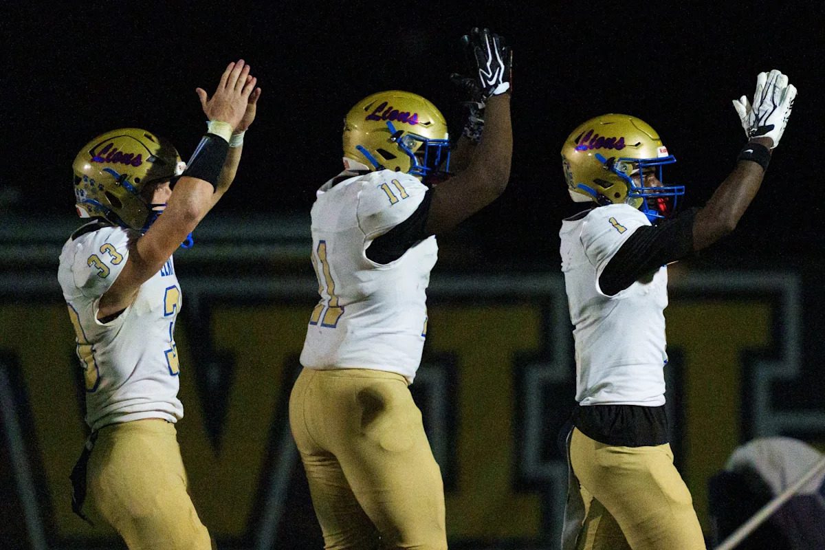 Defense, Jarrell carry Elkhart football to big NIC win over Riley