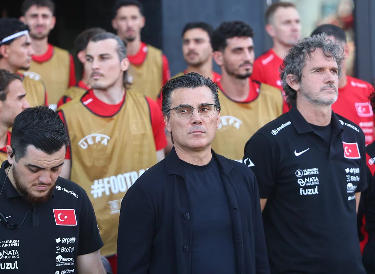 Montella bleef na aanbiedingen bij Turkije: 'Maar ik wou dat je weg was gegaan'