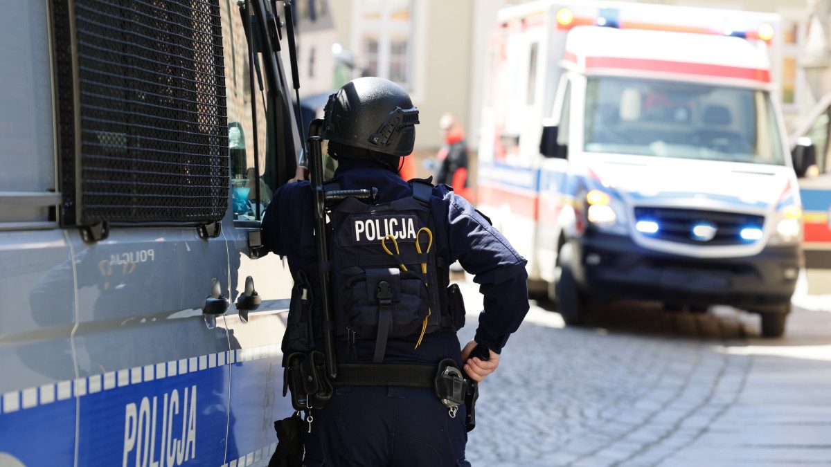 Informacja przyszła w nocy. 13-latek przyznał się, że planował atak w szkole