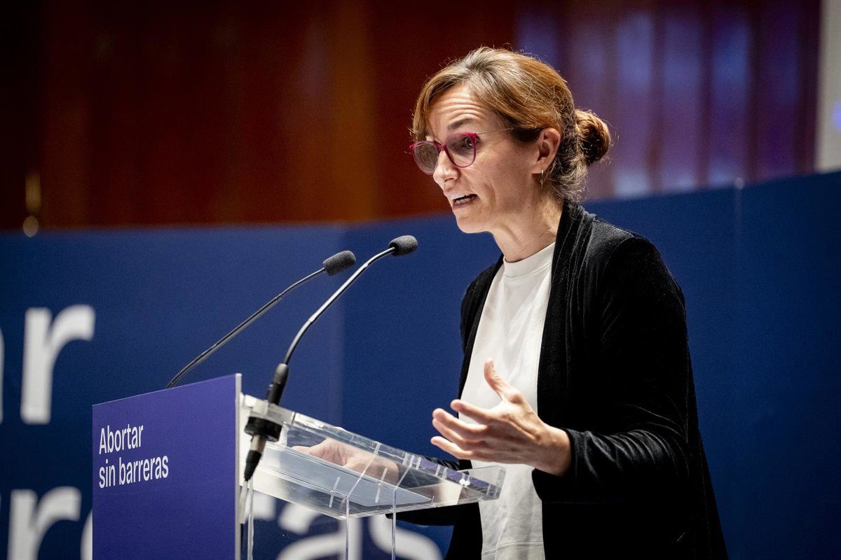 Mónica García avisa que Sumar no avalará un decreto de vivienda que se quede a medias pero descarta salir del Gobierno