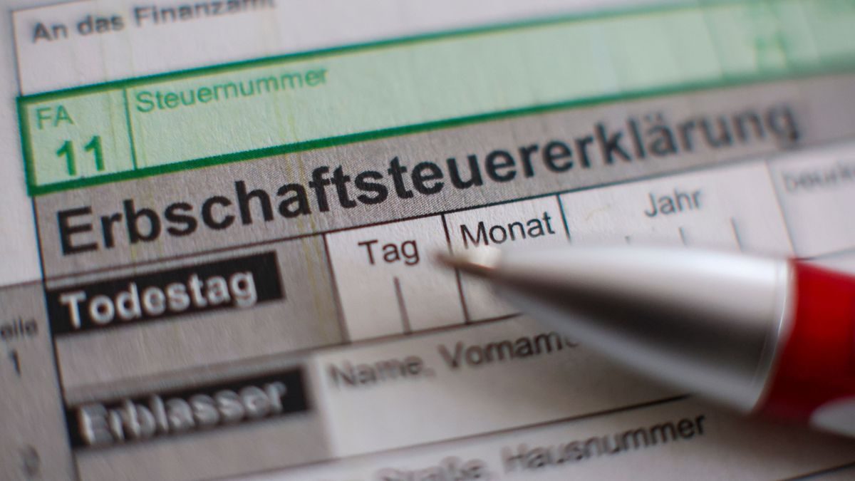 Erbschaften und Schenkungen: 95 Prozent der Vermögen werden im Westen weitergegeben