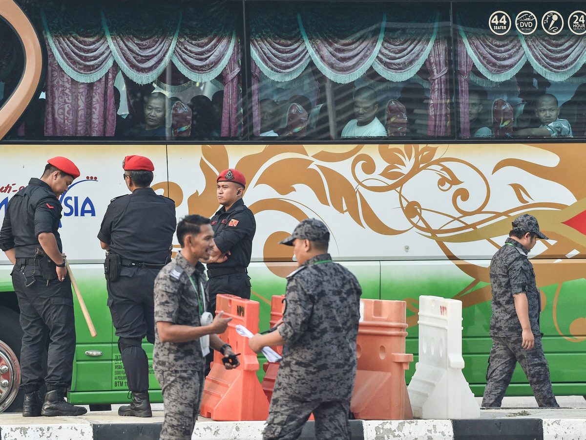 Malaysia begins sending back Rohingya refugees despite safety warnings