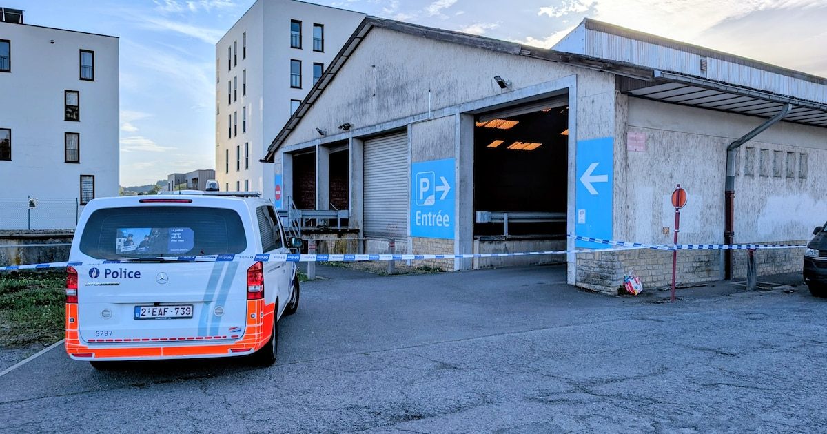 Corps sans vie à la gare d'Arlon: deux personnes inculpées de meurtre
