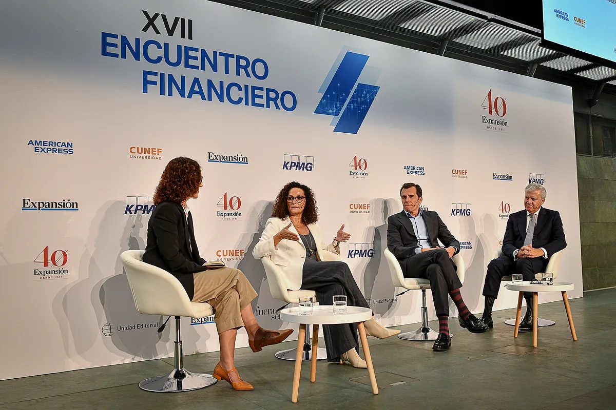 AXA, Santander y Santalucía aceleran el giro del seguro hacia la prevención