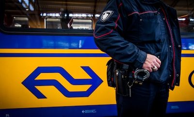 Geen ID-kaart mee, toch boete: boa in ov kan voortaan in rijbewijsregister kijken