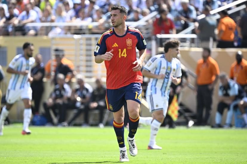 « Le sélectionneur ne comptait pas du tout sur moi » : Aymeric Laporte revient sur son aventure avortée avec l'équipe d…