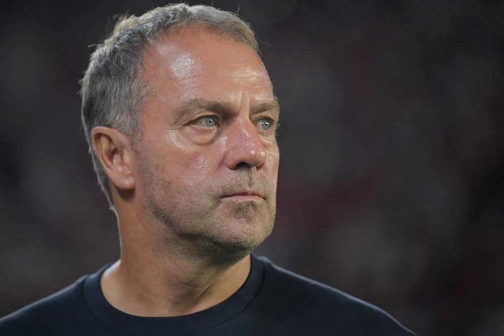 🥇 Hansi Flick named LaLiga's best manager for September