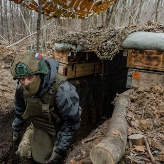 Live - Rusland trekt defensiebudget voor 2027 met nog eens 27 procent op • Estland beschuldigt Rusland van brandstichti…