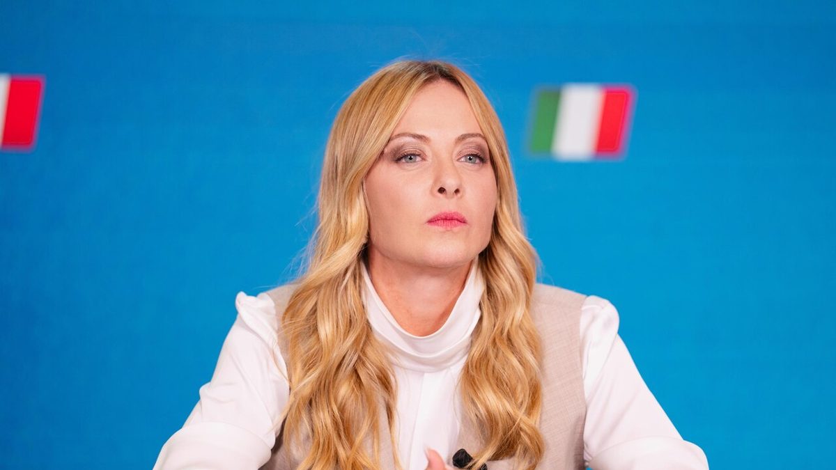 Meloni: 'Con il decreto scuola non solo più sicurezza, garantiamo il diritto allo studio'