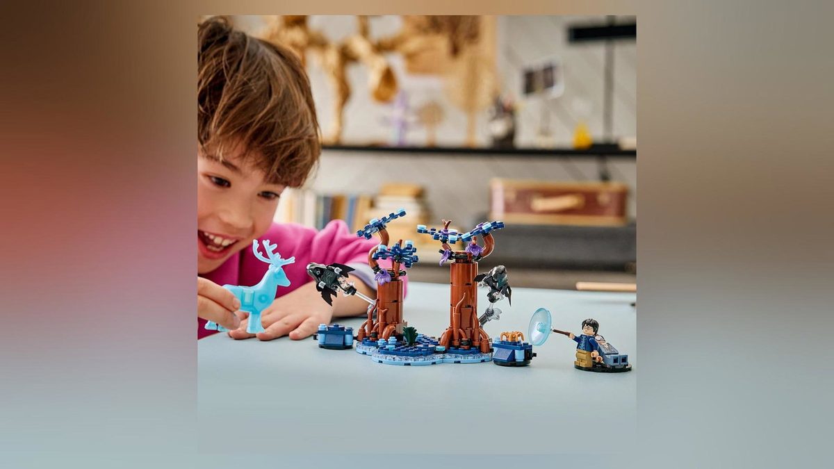 LEGO Harry Potter Expecto Patronum a 28,49€, la Foresta Proibita in miniatura