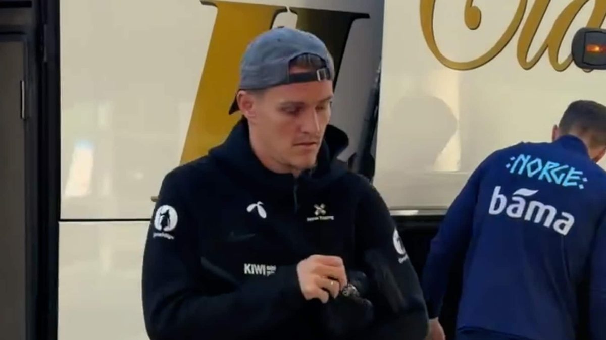 Her er Ødegaard på vei til trening