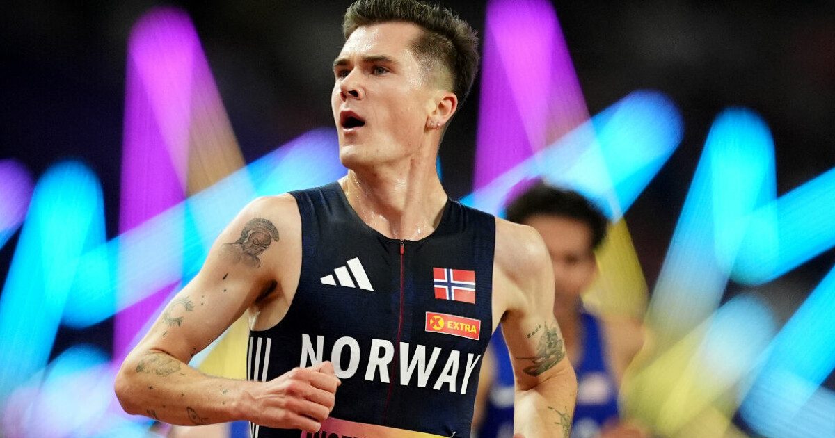 Ingebrigtsen med seier på 5000 meter etter drama