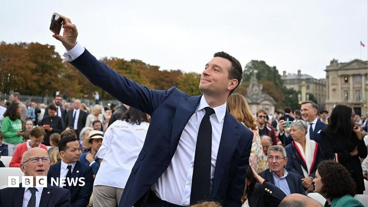 French hard-right leader accuses opponents of 'total war' after claims of antisemitism