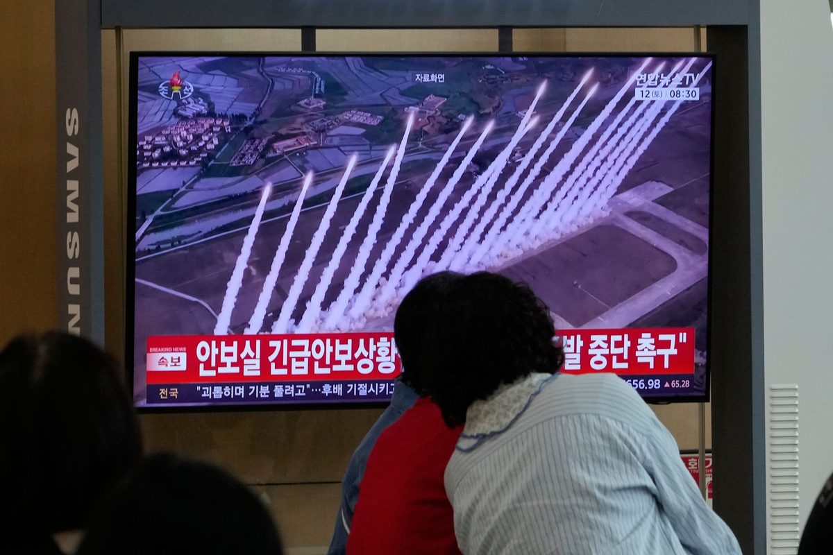 Nord-Korea har skutt opp flere missiler