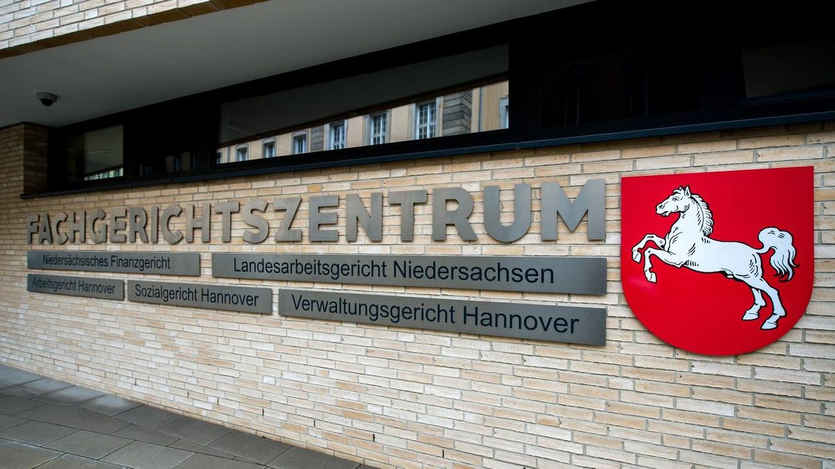 Streit um VW-Betriebszugang: AfD-naher Verein und Volkswagen streiten vor Gericht