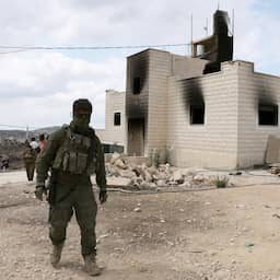 Israëlische kolonisten vallen Palestijnse familie aan bij terugkeer op Westoever