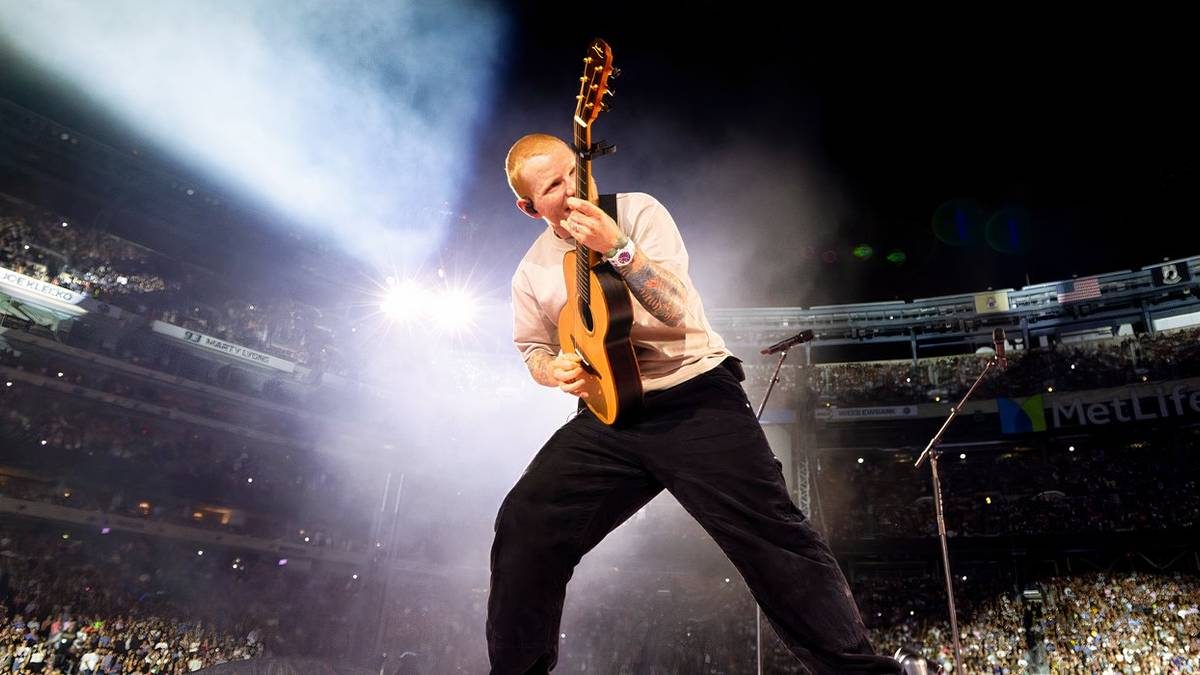 Ed Sheeran Officially Returns to MetLife With a Rare New York Tribute