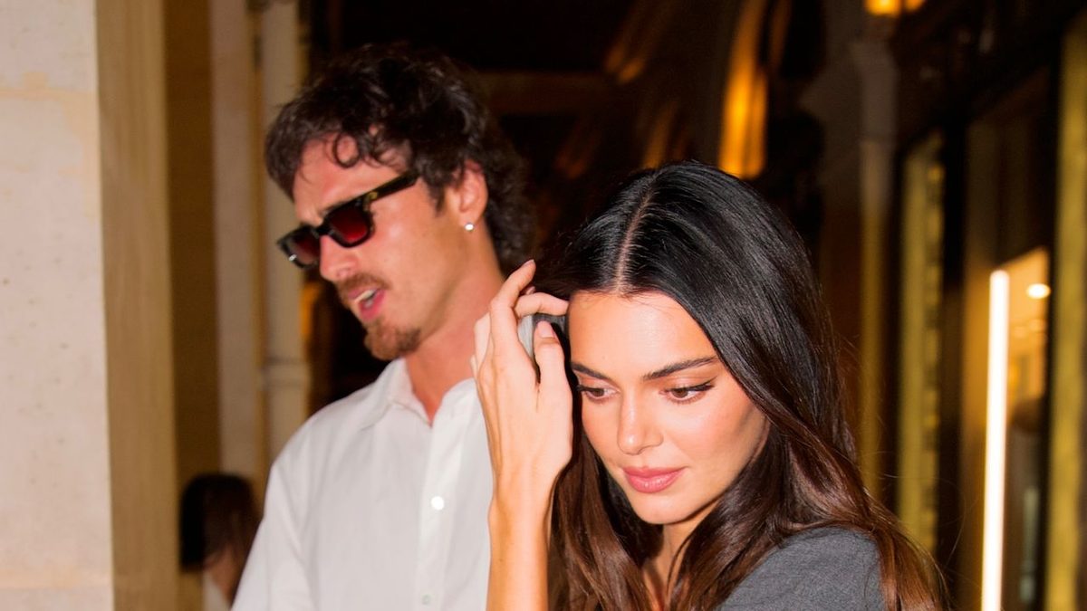 Kendall Jenner and Jacob Elordi Take Their Coordinated Couple Style on the Road