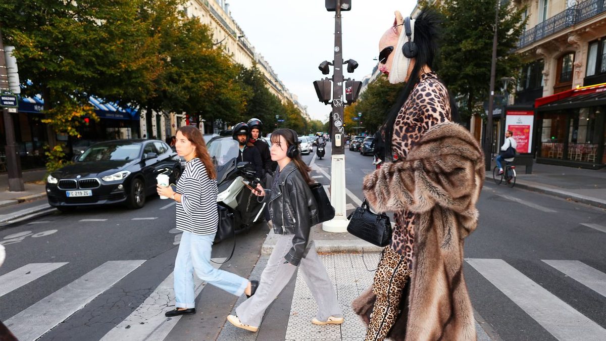 The Best Street Style Photos From the Spring 2027 Shows in Paris