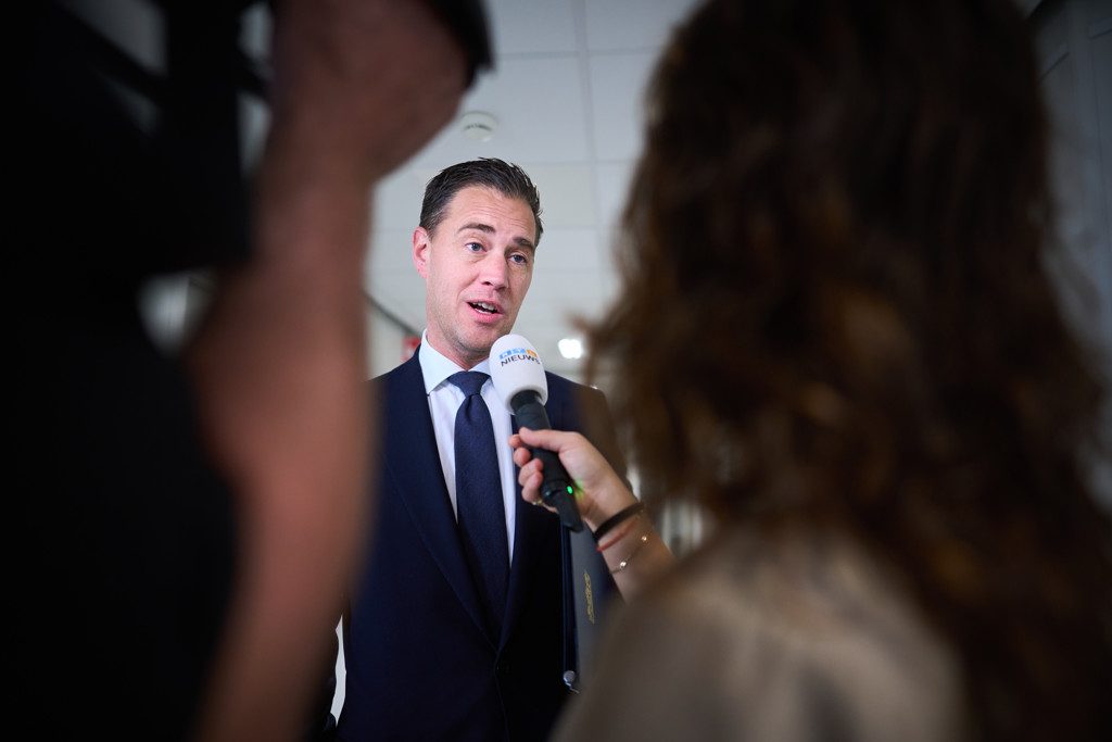 Bezuinigingen op WW en WIA geschrapt, Heinen wil hulp uit de polder