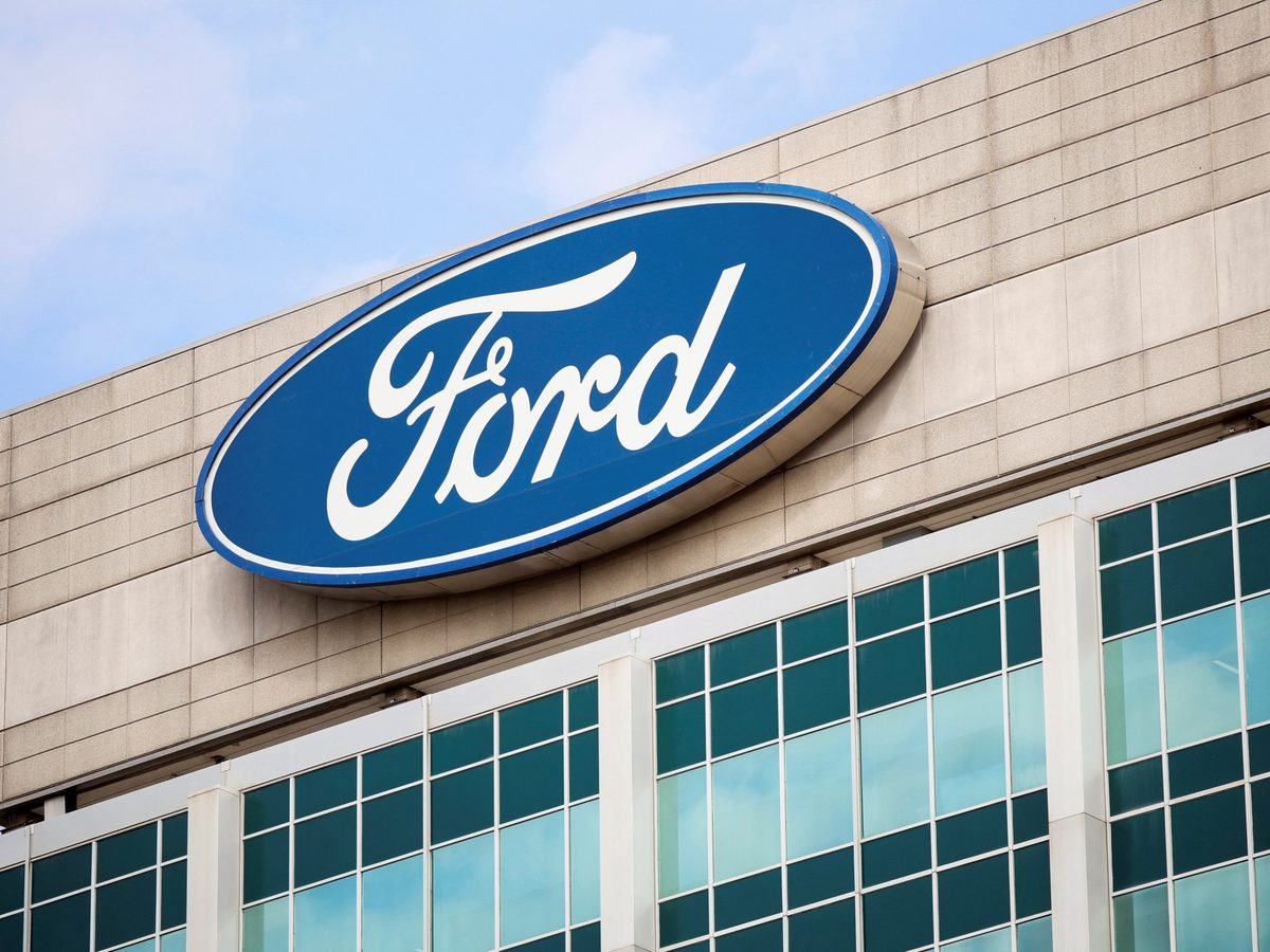 US warns Ford over ties with Chinese firms amid tensions