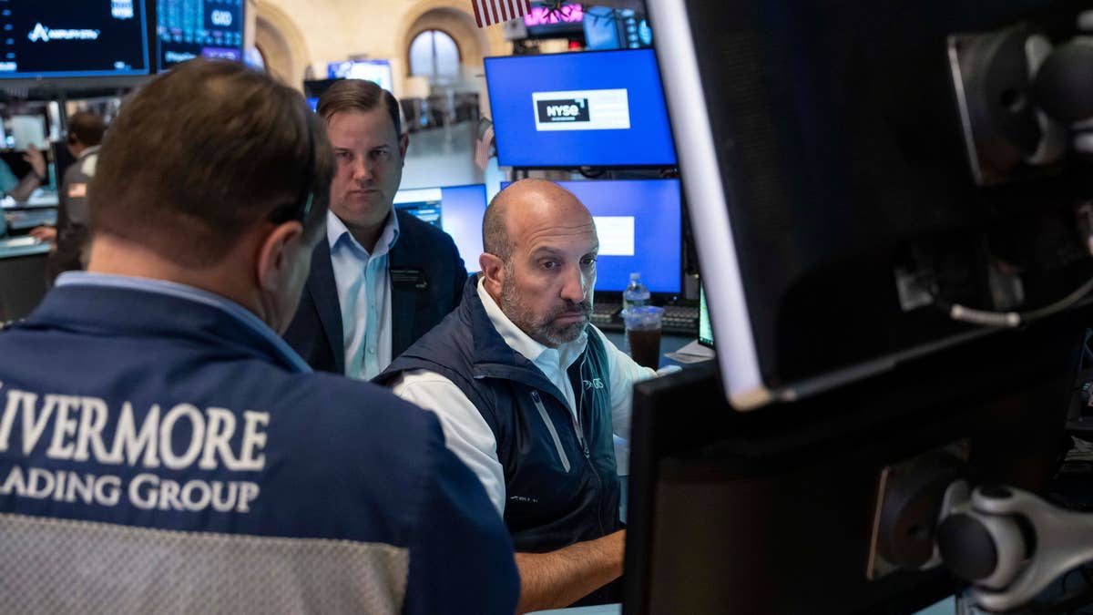 Oracles rapportrusning upp i rök på grönt Wall Street