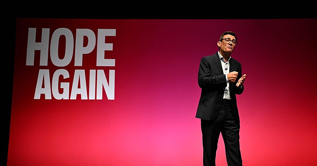 Burnham afirma que el Brexit «ha hecho más daño que bien» y promete redefinir la relación con la UE