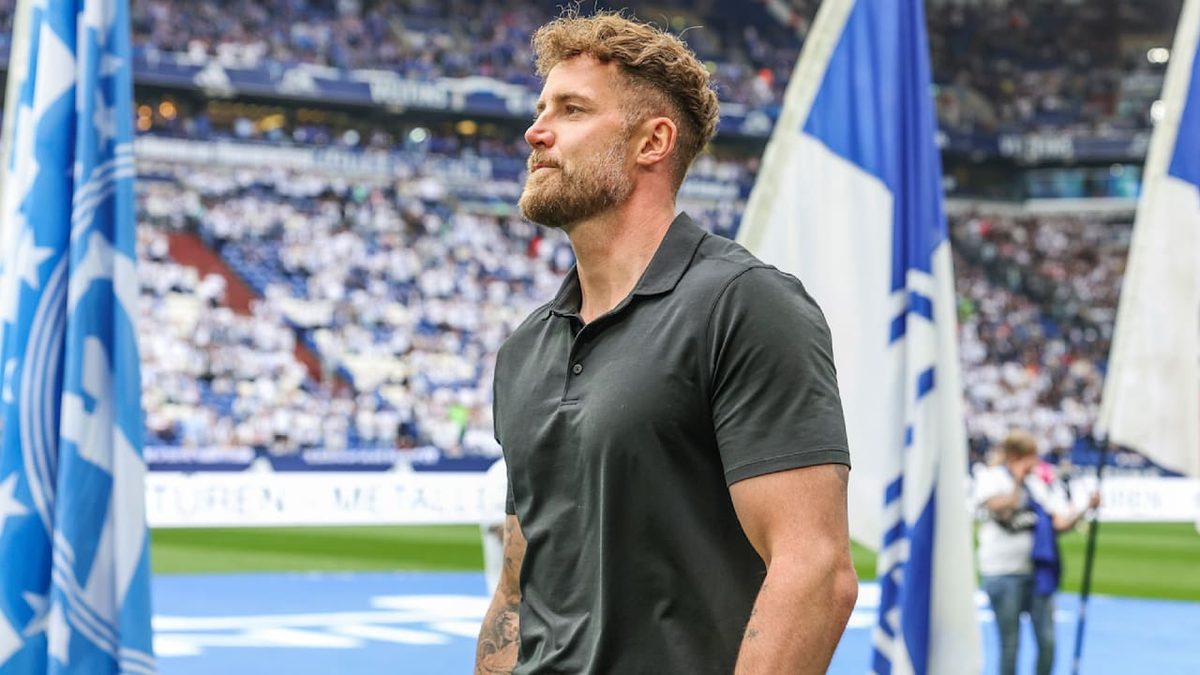 Fährmann-Vermutung - Sakko-Spionage vom Ex-Schalke-Boss