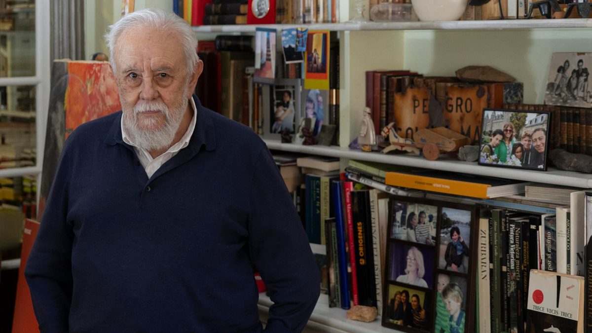 Muere el escritor, guionista y director de cine Gonzalo Suárez a los 92 años