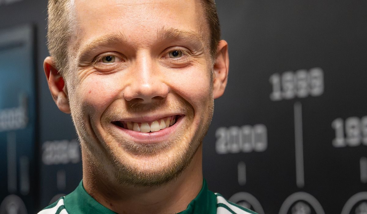 RBK-signeringen: - 1000 kilo fra skuldrene gikk bort