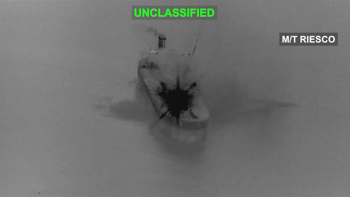 US bombs five Iranian oil tankers after its navy is attacked