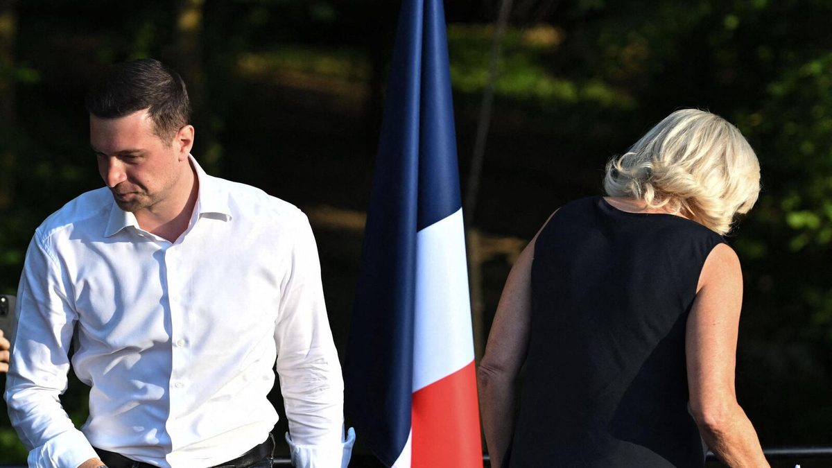 « Il ne veut pas être vu comme le simple collaborateur » : Le Pen-Bardella, le ticket froissé