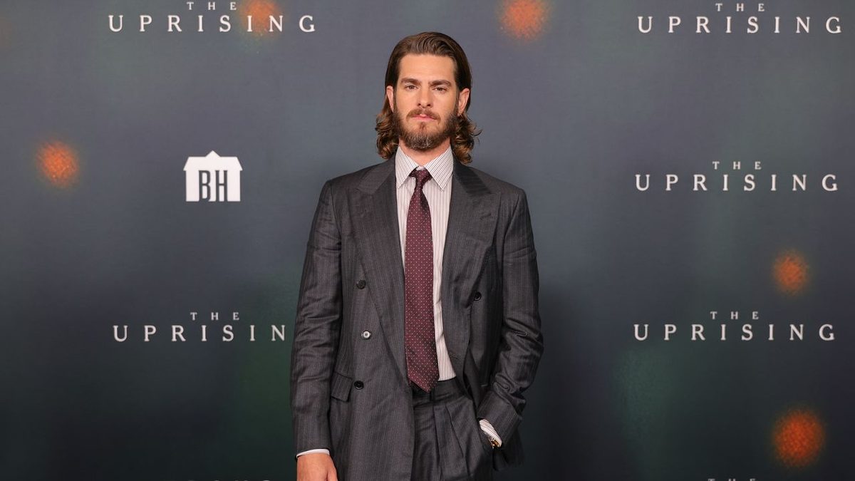 Andrew Garfield’s Slicked Back Hair Is Very British Mobster