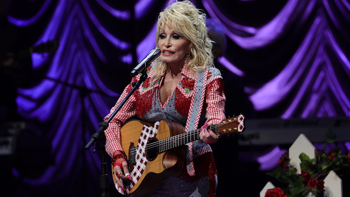 Nashville Airport Votes to Begin Dolly Parton Name Change: What Happens Next?