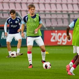 Verkuijl (Jong Ajax) over overlijden vriendin: 'Naast het veld gaat het niet zo goed'