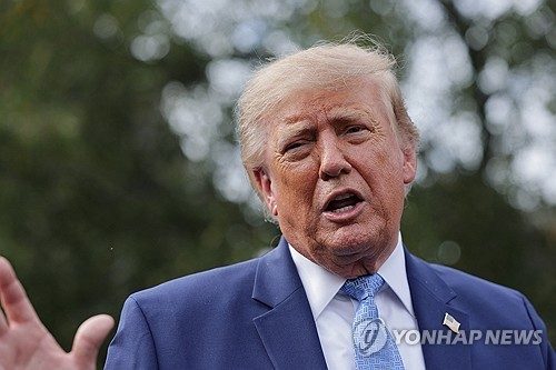 트럼프 "내가 있는한 김정은 괜찮아…상당한 핵능력 가진 친구"