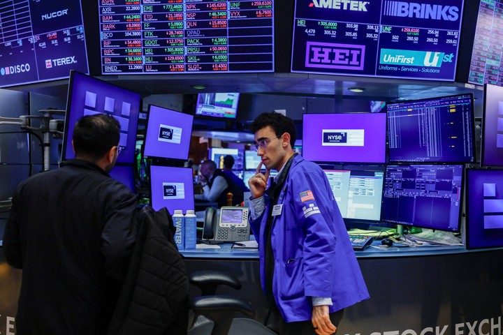美국채 금리 고공행진에 뉴욕증시 약보합…다우 0.3%↓