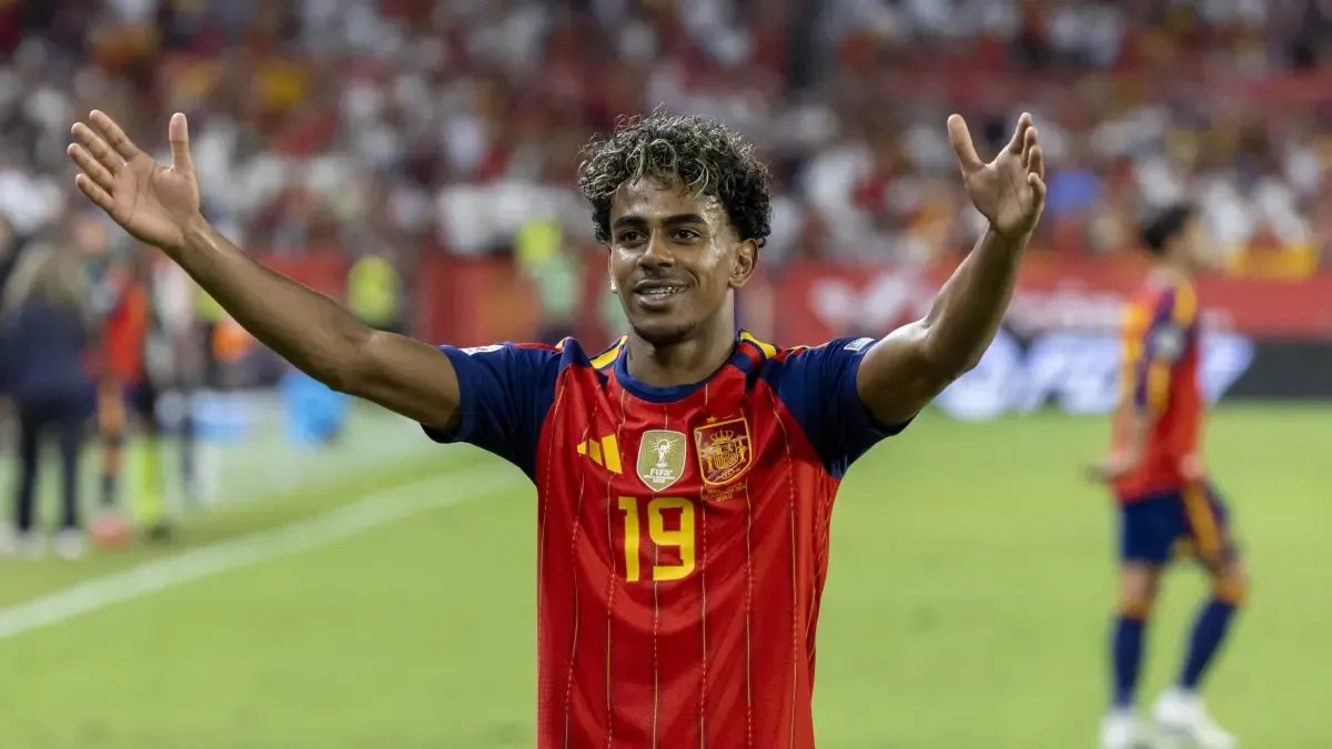¡Doblete de Lamine!