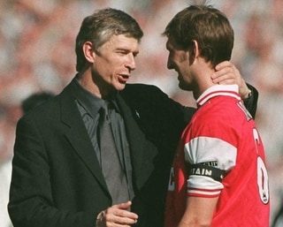 « Arsène Who ? » : comment un entraîneur français inconnu a révolutionné le championnat anglais de football