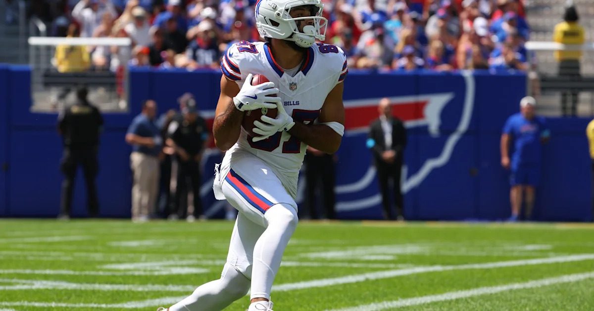 49ers make a change to the practice squad; try out Dante Pettis and Jerry Rice’s son