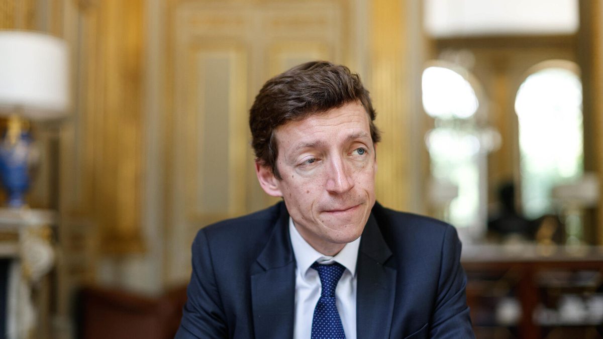 Des « violences inqualifiables » : au moins dix personnels blessés dans les blocus des lycées, annonce Édouard Geffray