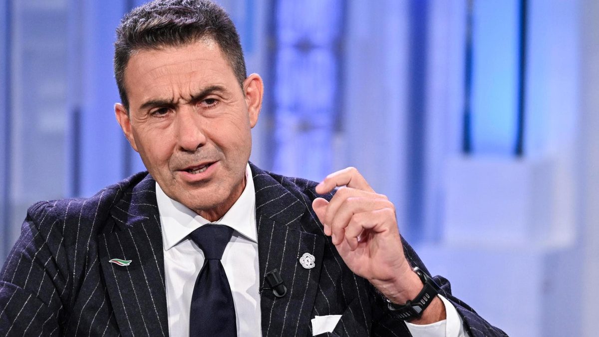 Vannacci, debutto a Porta a Porta: “Futuro nazionale indispensabile al centrodestra per vincere”