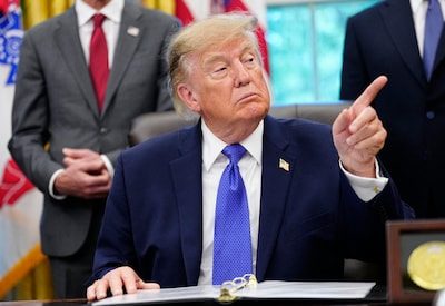 Trump kondigt aan dat hij AI-tsaar gaat aanstellen - Hooggerechtshof staat tijdelijk toe om uitzetting migranten naar d…