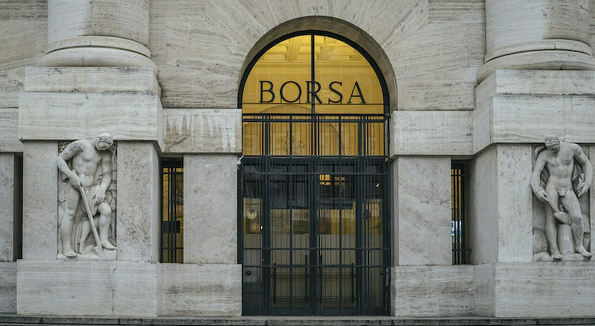 Spread ancora in crescita, Btp-Bund oltre quota 100: rendimento decennale ai massimi da ottobre 2023 per i titoli di St…