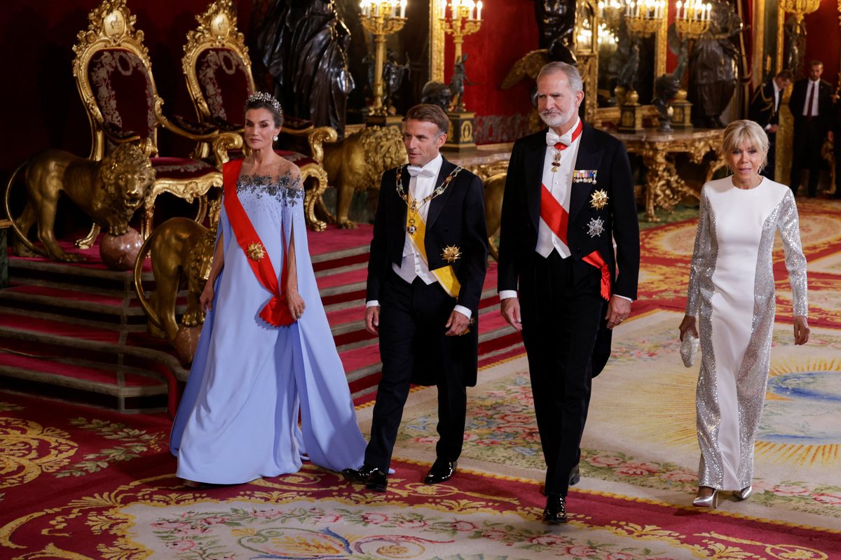 El Rey habla ante Macron sobre Ceuta: “No podemos afrontar solos una responsabilidad que es de todos”