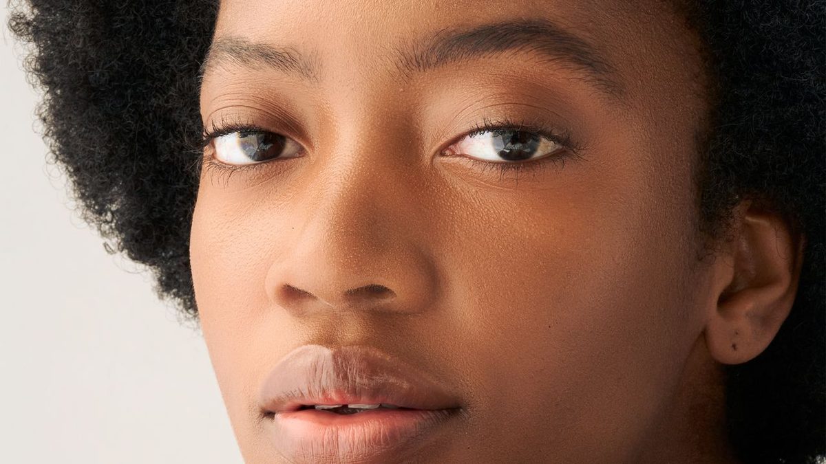 Adapalene 101: Everything You Need to Know About the Gentle Acne-Fighting Retinoid