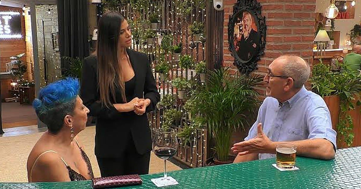 Un soltero se queda planchado al ver a su cita y sale huyendo sin cenar con ella: «Me he quitado un muerto de encima»