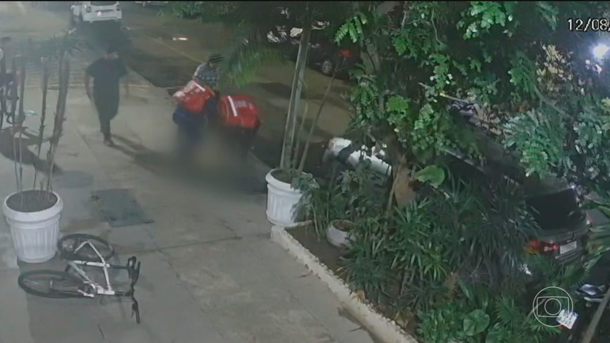 Polícia do Rio indicia 13 pessoas pela morte do ciclista Cláudio Rafael Landeiro, em Copacabana