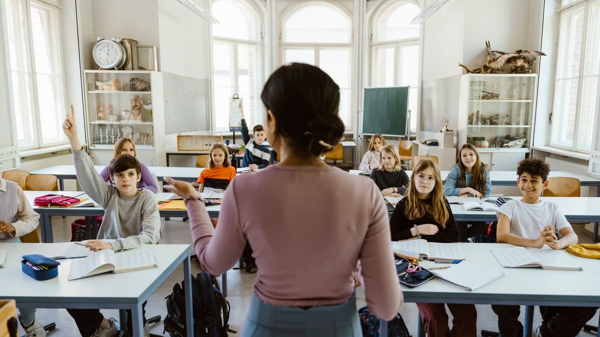 Lehrer und Arbeitszeit: Sind sie an den Schulen jetzt faul oder überarbeitet? – neue Studie